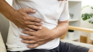 كيف يتخلص الكبد من الدهون وكم يستغرق الأمر