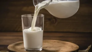 حليب جوز الهند يرطب الجلد ويحرق الدهون: أهم 6 استخدامات طبيعية