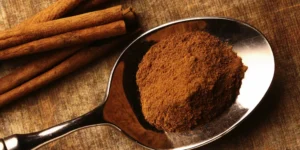 القرفة السحرية: 10 فوائد صحية تحول روتينك اليومي