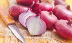 لماذا يجب أن تضيفي البصل الى نظامك الغذائي اليومي
