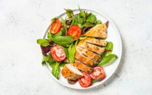 بداية قوية مع الكيتو: خطواتك الأولى نحو حرق الدهون