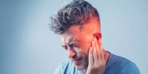 التهاب الأذن: أسبابه، أعراضه، وطرق علاجه والوقاية منه