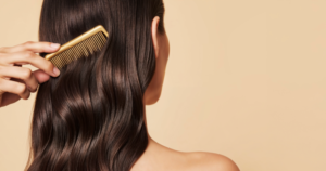 سر الشعر الكثيف الطبيعي: عشبة المشاط مقابل السدر ووصفات الدمج السحرية