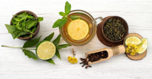 أسهل الطرق لطرد السموم وتنشيط الهضم