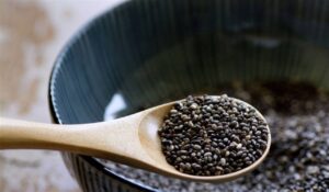 بذور الشيا بطلة التخسيس الطبيعي: اشربيها 5 دقائق وودّعي 5 كيلو في شهر