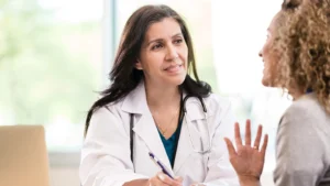 غذاء دماغك: كيف ترفع أطعمة بسيطة تركيزكِ بنسبة 30%