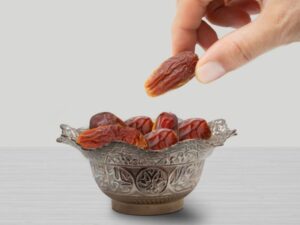 سر التمر للنساء: يحرق دهون البطن ويقوي الشعر الجاف