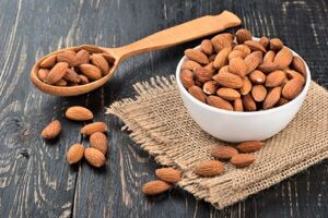 Almond treasure: a healthy heart + clear skin
