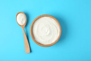 8 Benefits of Yogurt for Clear Skin and Weight Loss in a Week